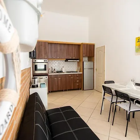 Harmonia Apartman Apartment