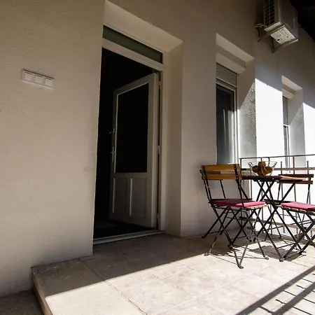 Harmonia Apartman *