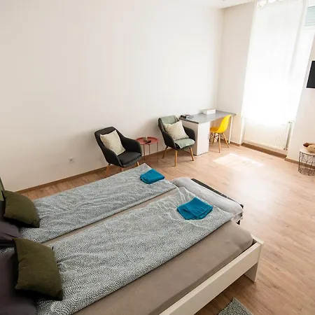 Harmonia Apartman *
