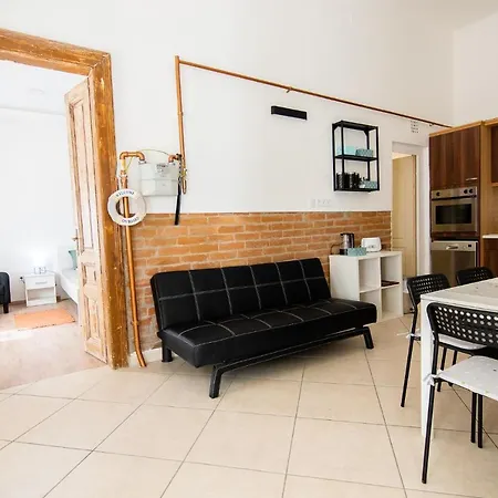 Harmonia Apartman *